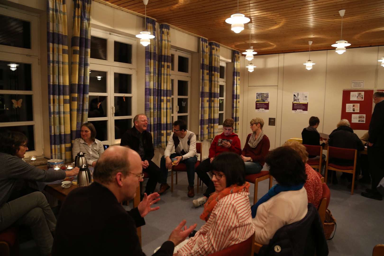 Impressionen von den Kirchenvorstandswahlen in Capellenhagen, Coppengrave, Duingen, Fölziehausen und Weenzen