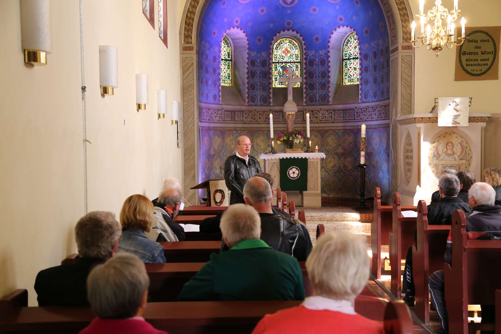 Motorradgottesdienst in der St. Franziskuskirche