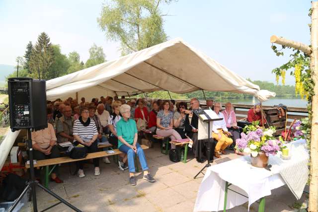 Gottesdienst zu Himmelfahrt am Humboldtsee