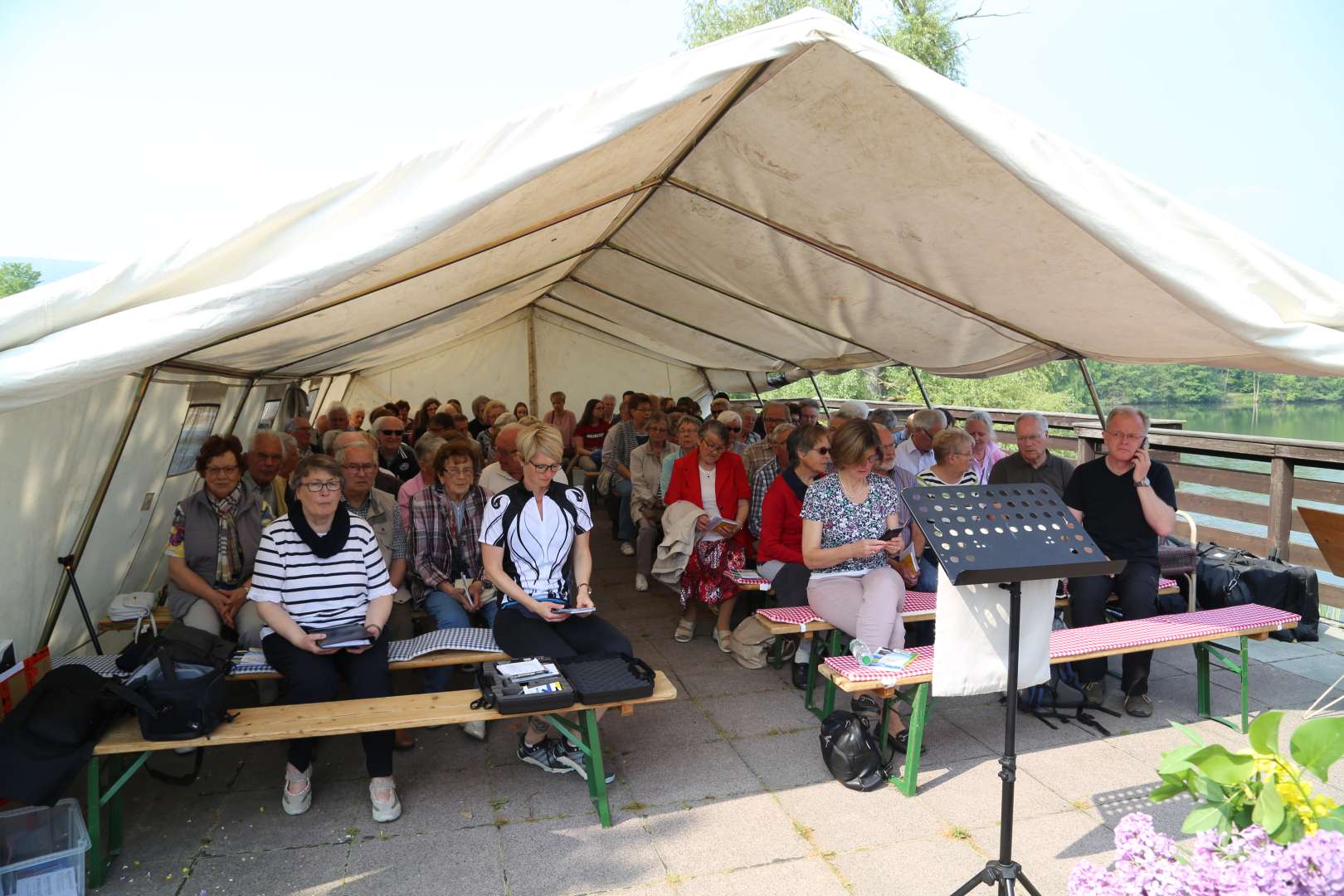 Gottesdienst zu Himmelfahrt am Humboldtsee