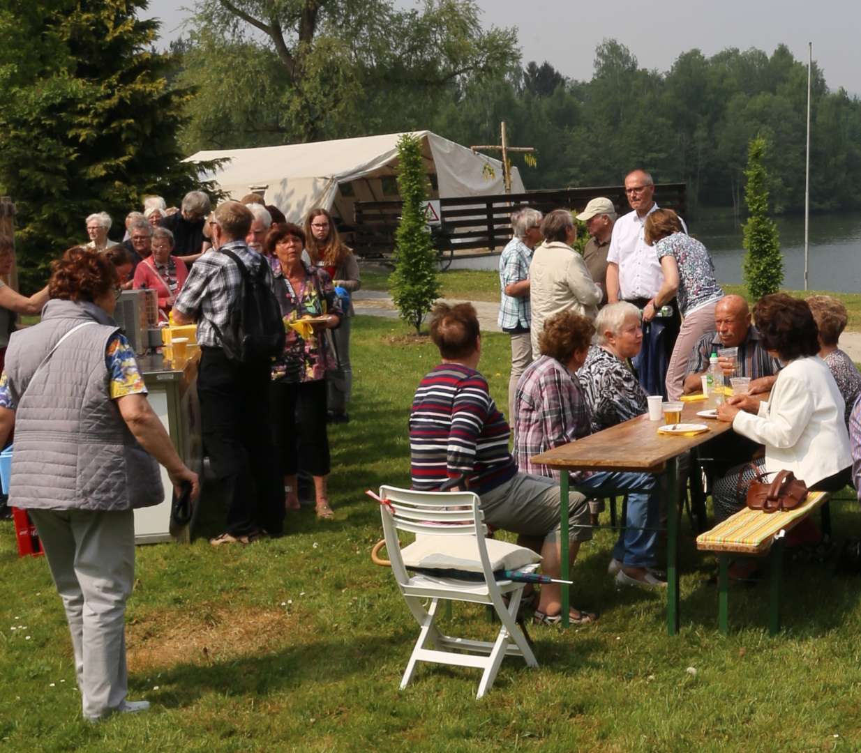 Gottesdienst zu Himmelfahrt am Humboldtsee