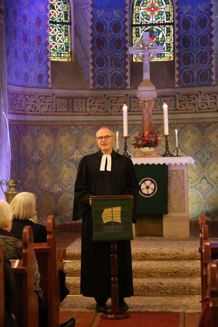 Weihe der St. Franziskuskirche nach der Renovierung durch Superintendentin Henking