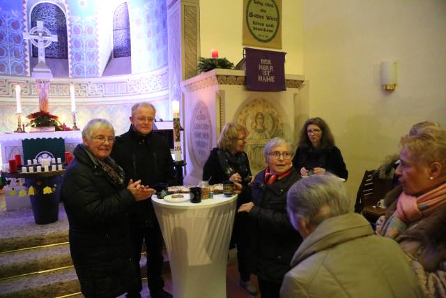 Lichtergottesdienst in Coppengrave und 1. Türchen