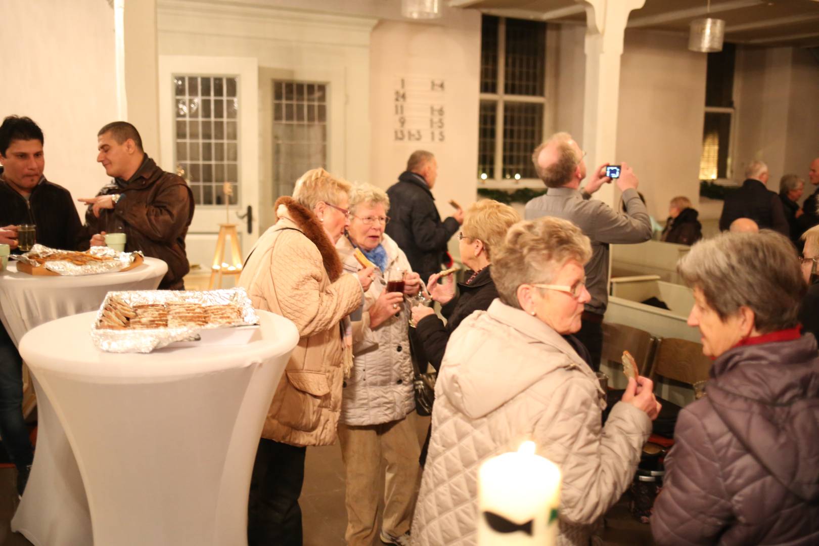 2. Türchen im Lichtergottesdienst in Duingen