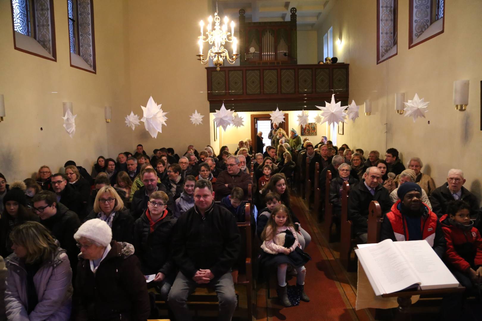 24. Türchen: Heiligabend in der St. Franziskuskirche