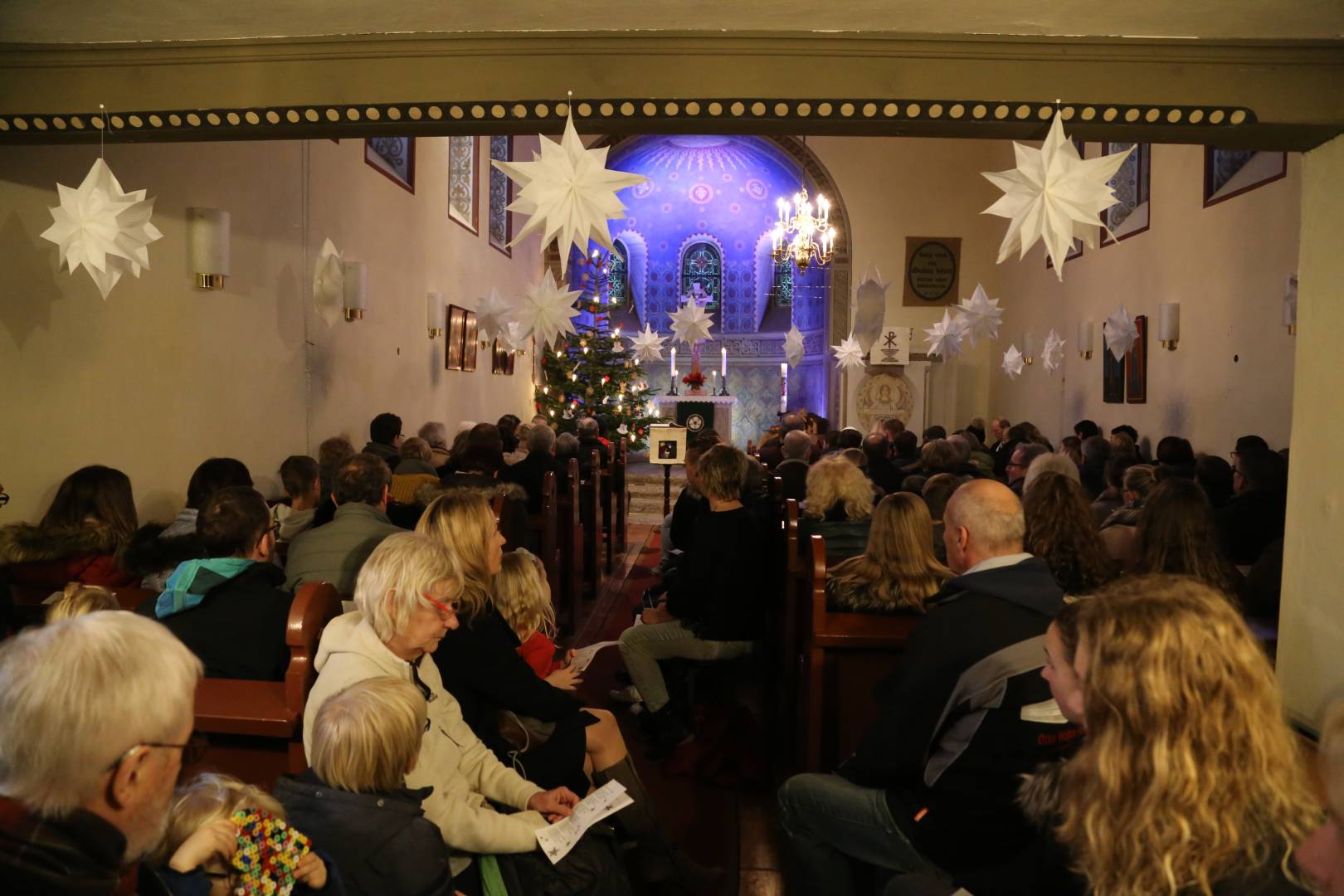 24. Türchen: Heiligabend in der St. Franziskuskirche