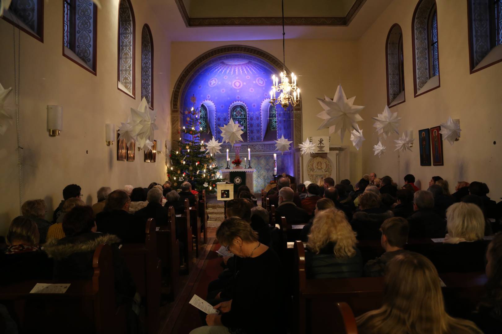 24. Türchen: Heiligabend in der St. Franziskuskirche