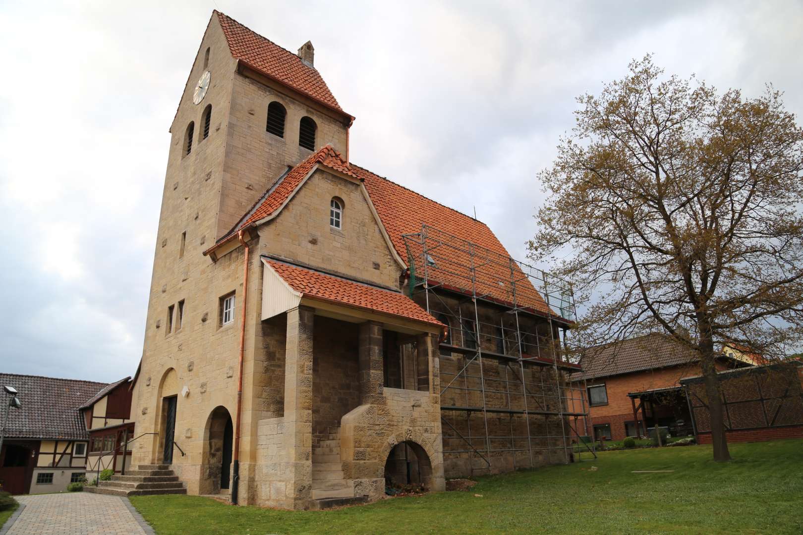 Dachentwässerung an der St. Franziskuskirche