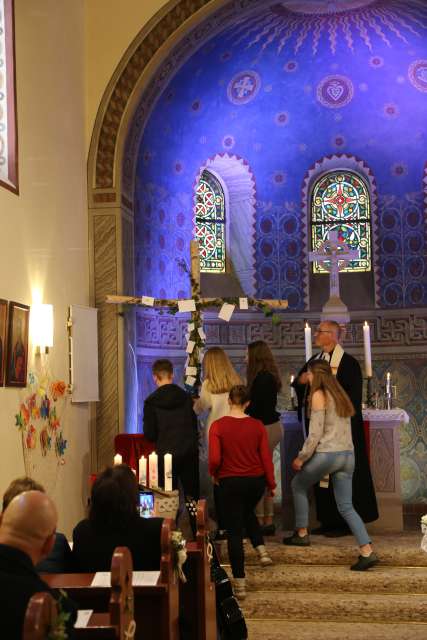 Abendmahlsgottesdienst der Konfirmanden in Coppengrave