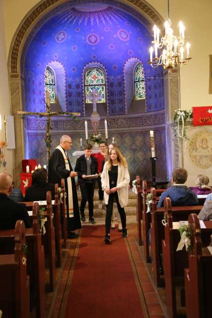 Abendmahlsgottesdienst der Konfirmanden in Coppengrave