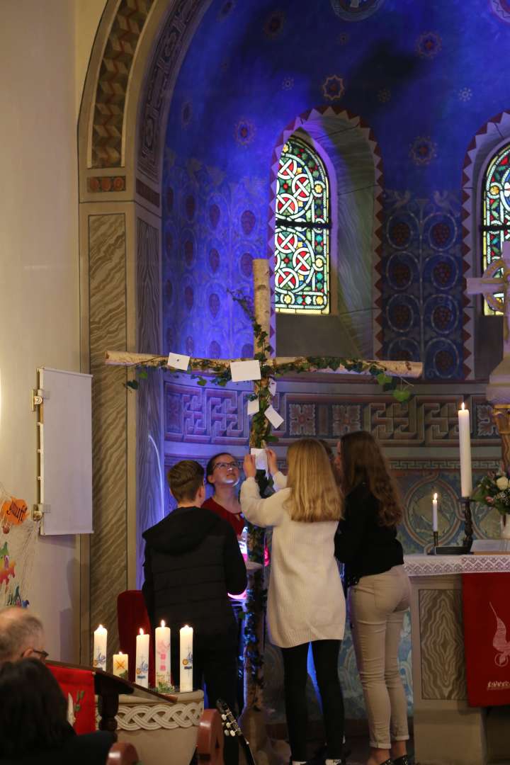 Abendmahlsgottesdienst der Konfirmanden in Coppengrave