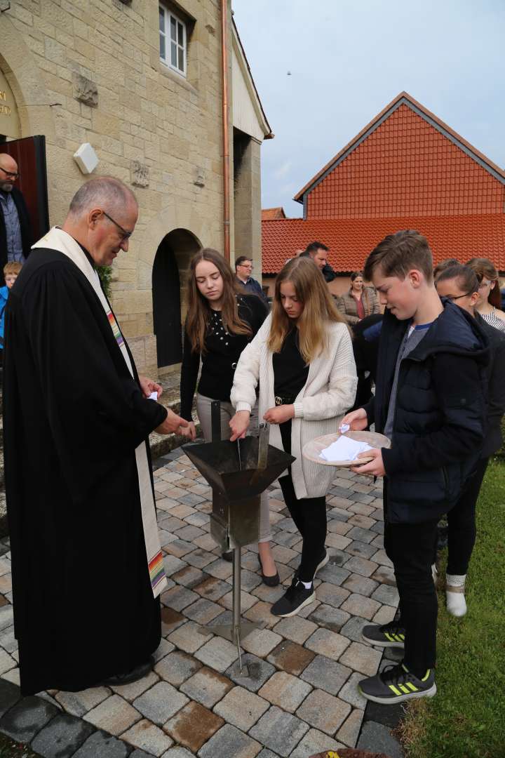 Abendmahlsgottesdienst der Konfirmanden in Coppengrave