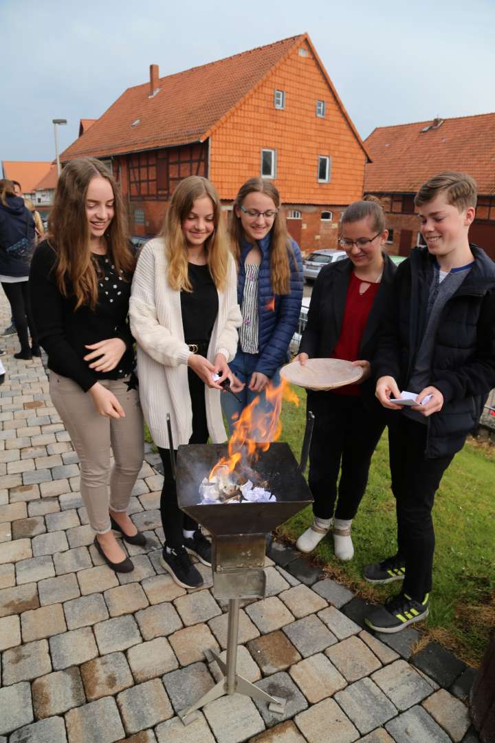 Abendmahlsgottesdienst der Konfirmanden in Coppengrave
