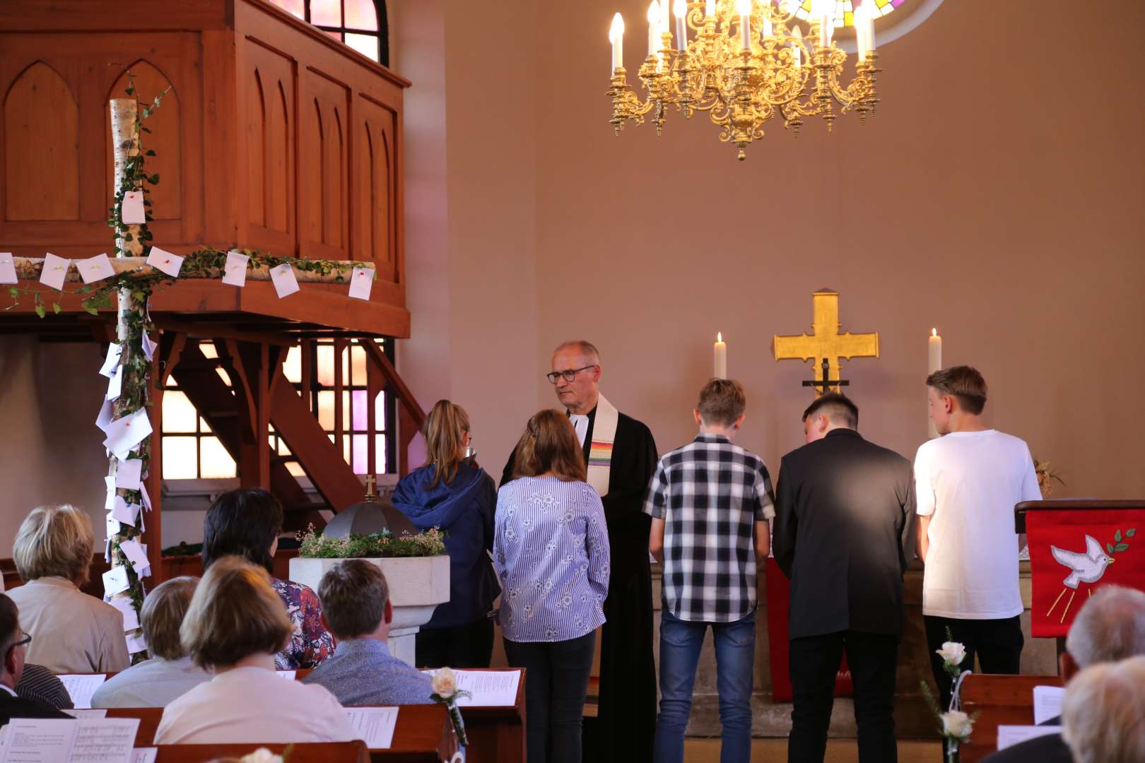 Abendmahlsgottesdienst der Konfirmanden in Weenzen