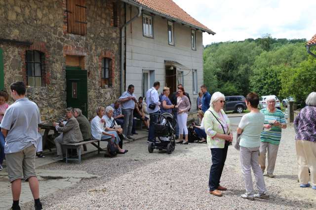 Ökumenischer Pfingstgottesdienst im Reitstall