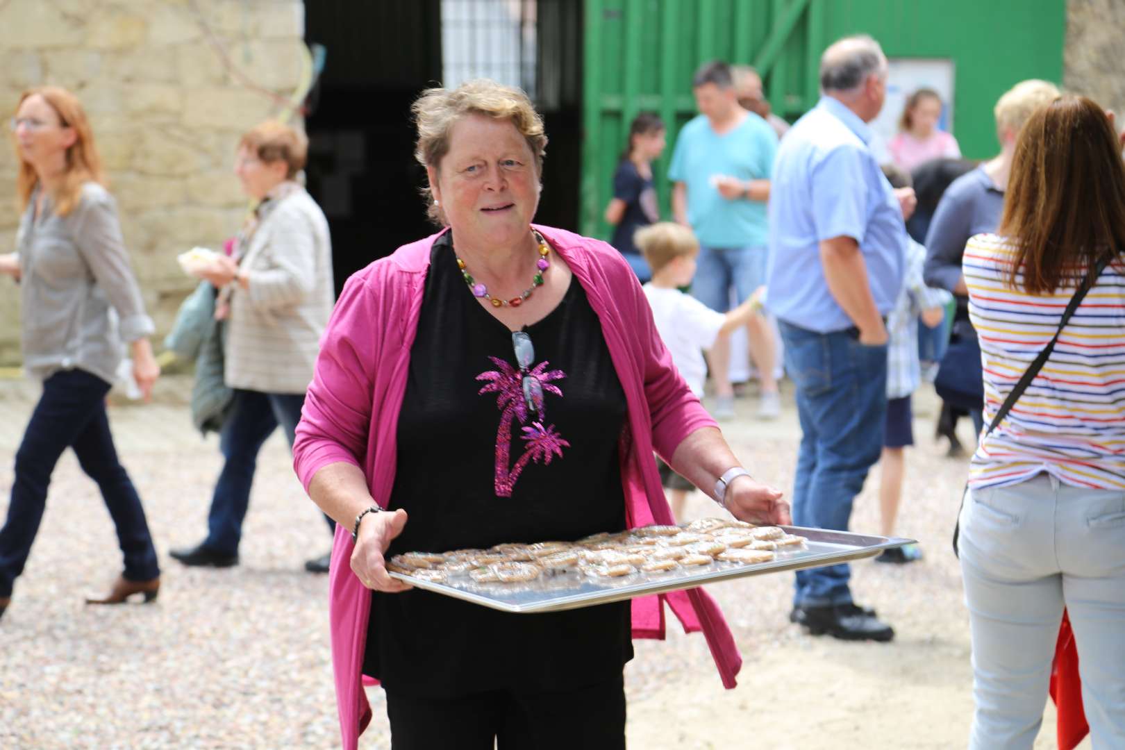 Ökumenischer Pfingstgottesdienst im Reitstall