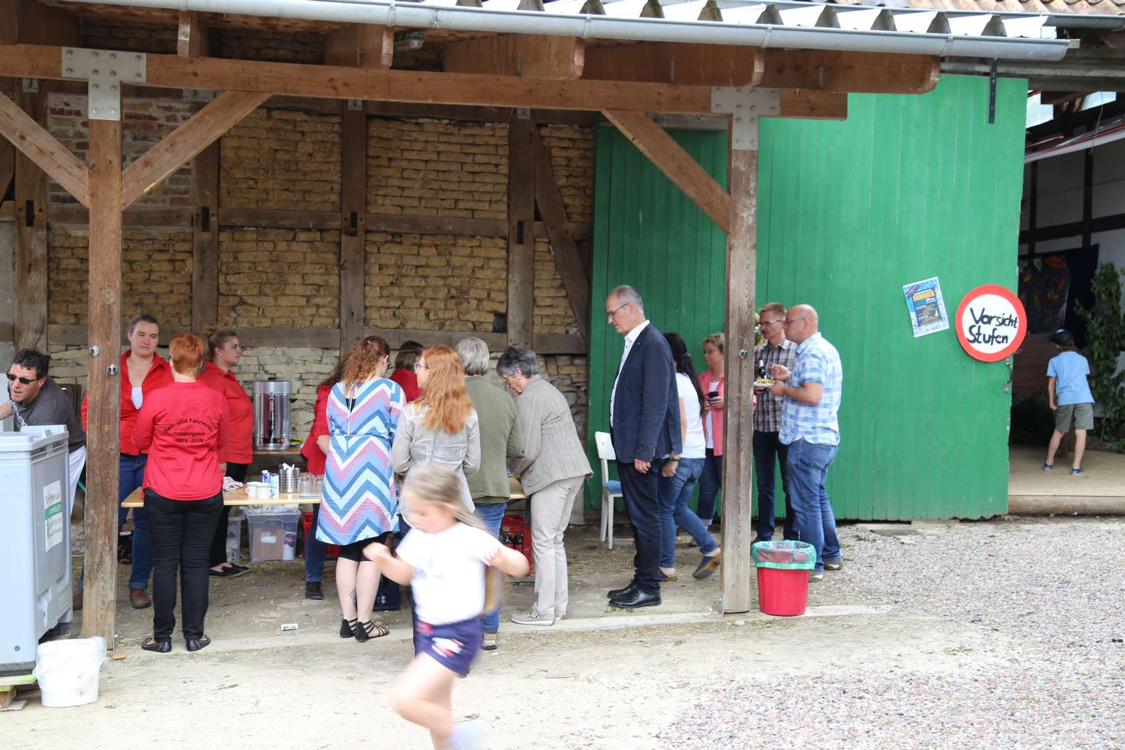 Ökumenischer Pfingstgottesdienst im Reitstall