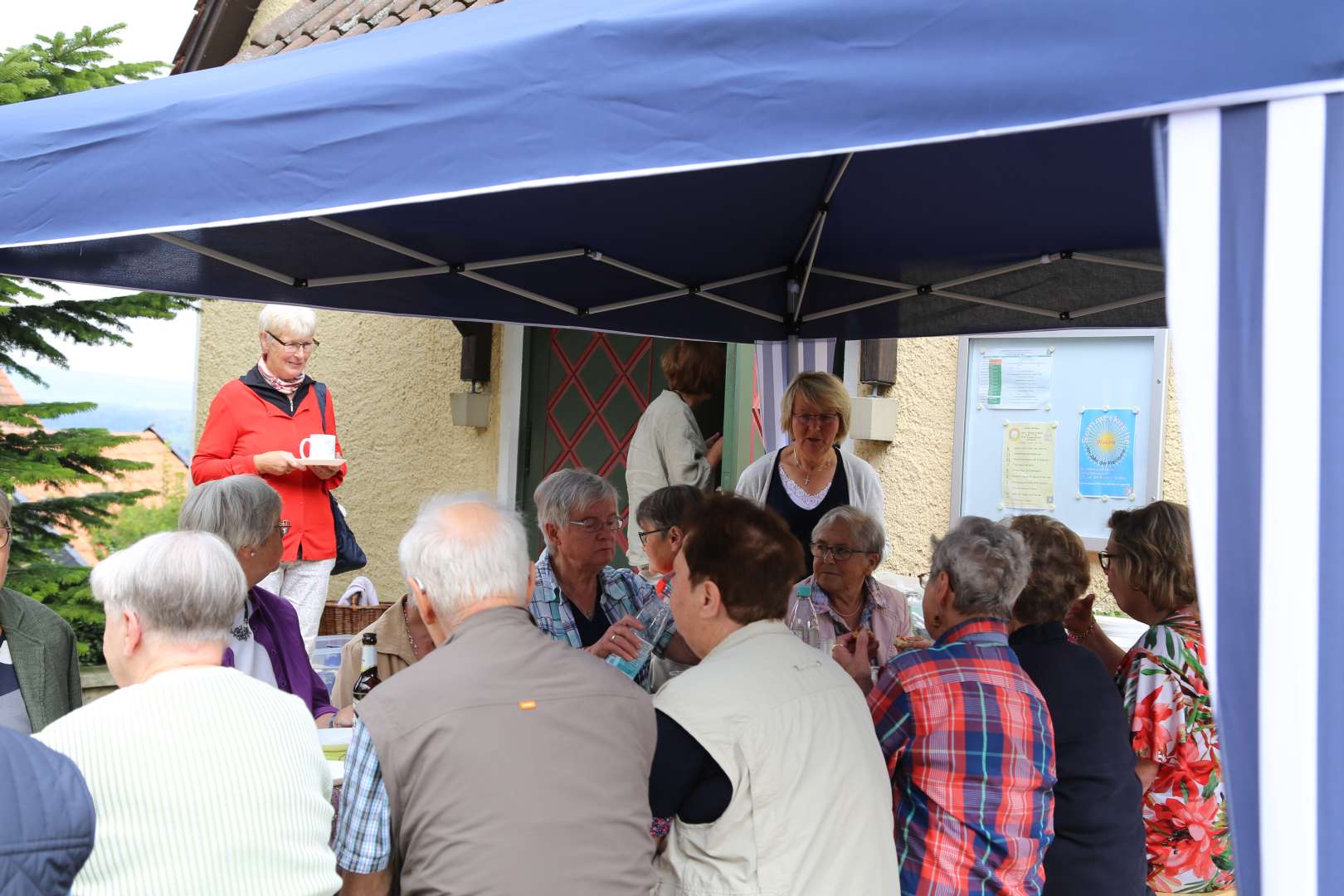 3, Sommerkirche unterwegs zu den Quellen in Fölziehausen