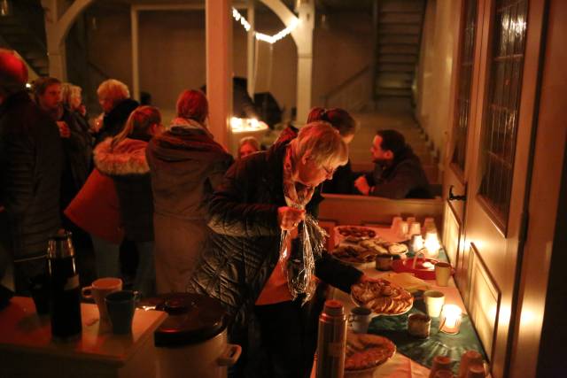 1. Türchen des "Lebendigen Adventskalenders" in der Katharinenkirche