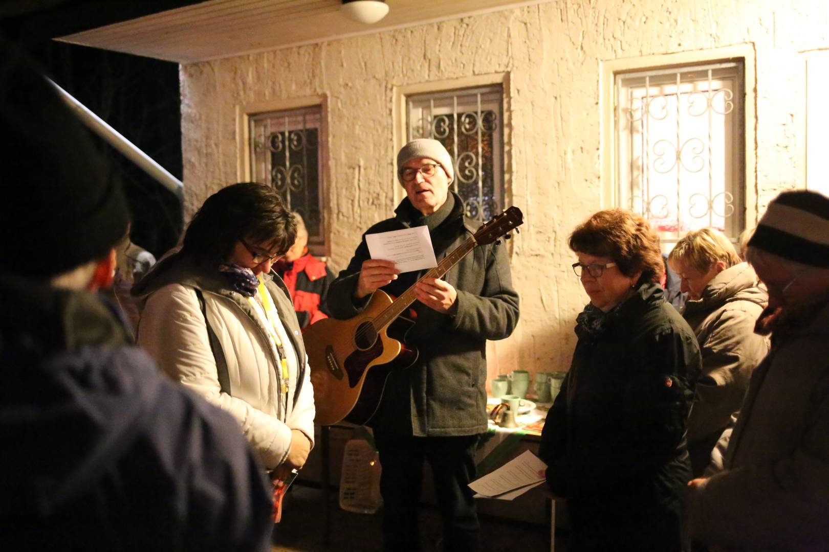 4. Türchen des "Lebendigen Adventskalenders" im Schützenhaus in Duingen