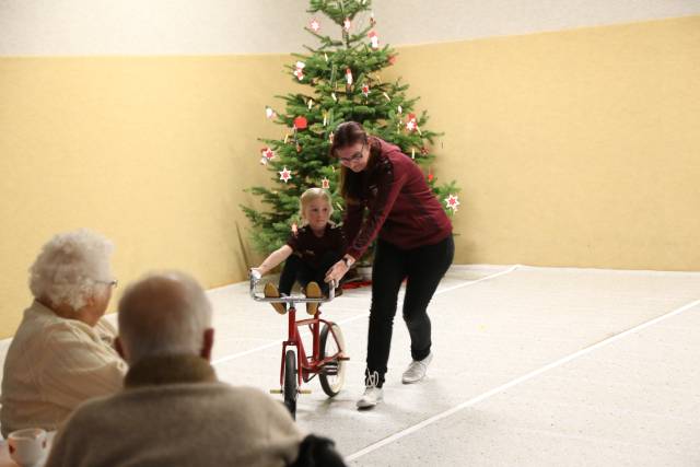 Weihnachtsfeier für unsere Senioren in Coppengrave