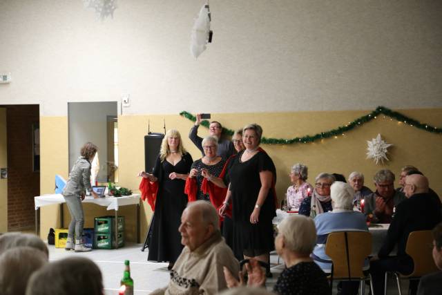 Weihnachtsfeier für unsere Senioren in Coppengrave