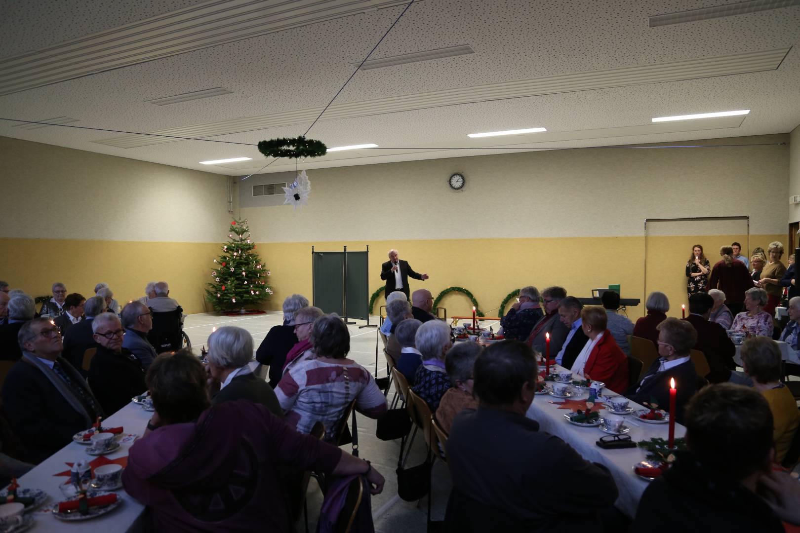 Weihnachtsfeier für unsere Senioren in Coppengrave