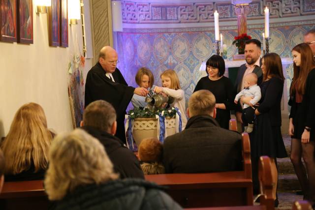 Taufe von Lio Fischer in der St. Franziskuskirche