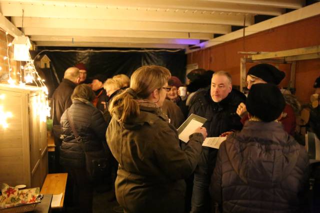 14. Türchen des "Lebendigen Adventskalenders" bei Familie Gieseke in Duingen