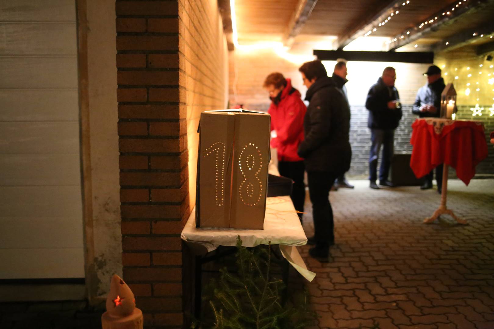 18. Türchen des "Lebendigen Adventskalenders" bei Familie Schulz in Duingen