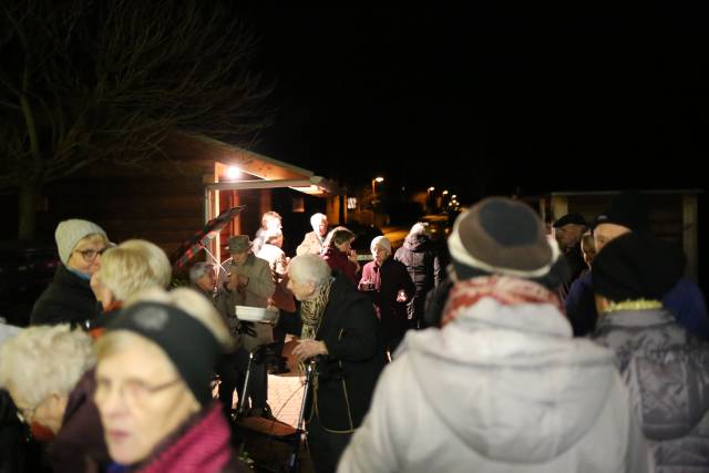 20. Türchen des "Lebendigen Adventskalenders" beim Betreuten Wohnen in Duingen