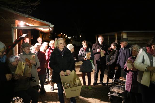 20. Türchen des "Lebendigen Adventskalenders" beim Betreuten Wohnen in Duingen