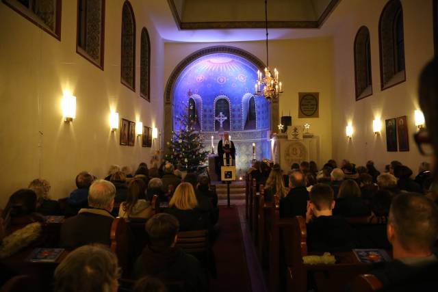 Christfestgottesdienst am Heiligabend in der St. Franziskuskirche