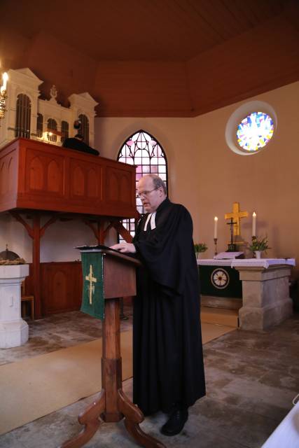 Winterkirche in Weenzen unter dem Thema "Dietrich Bonhoeffer"