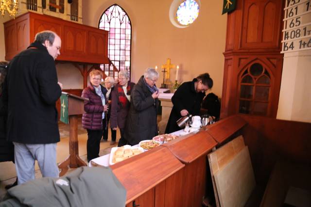 Winterkirche in Weenzen unter dem Thema "Dietrich Bonhoeffer"