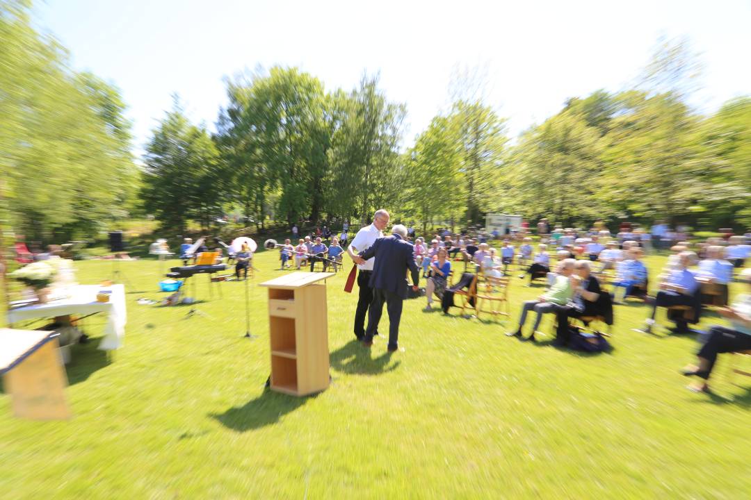 Freiluftgottesdienst am Humboldtsee mit der Verabschiedung von Pastor Podszus