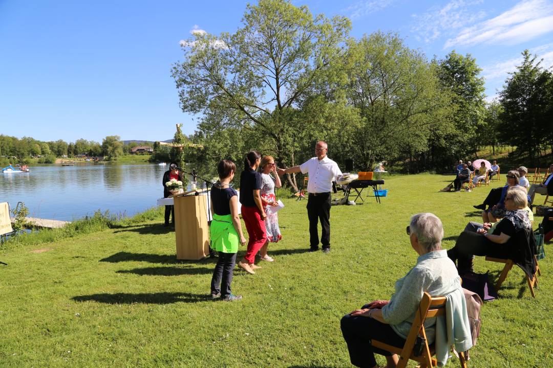 Freiluftgottesdienst am Humboldtsee mit der Verabschiedung von Pastor Podszus