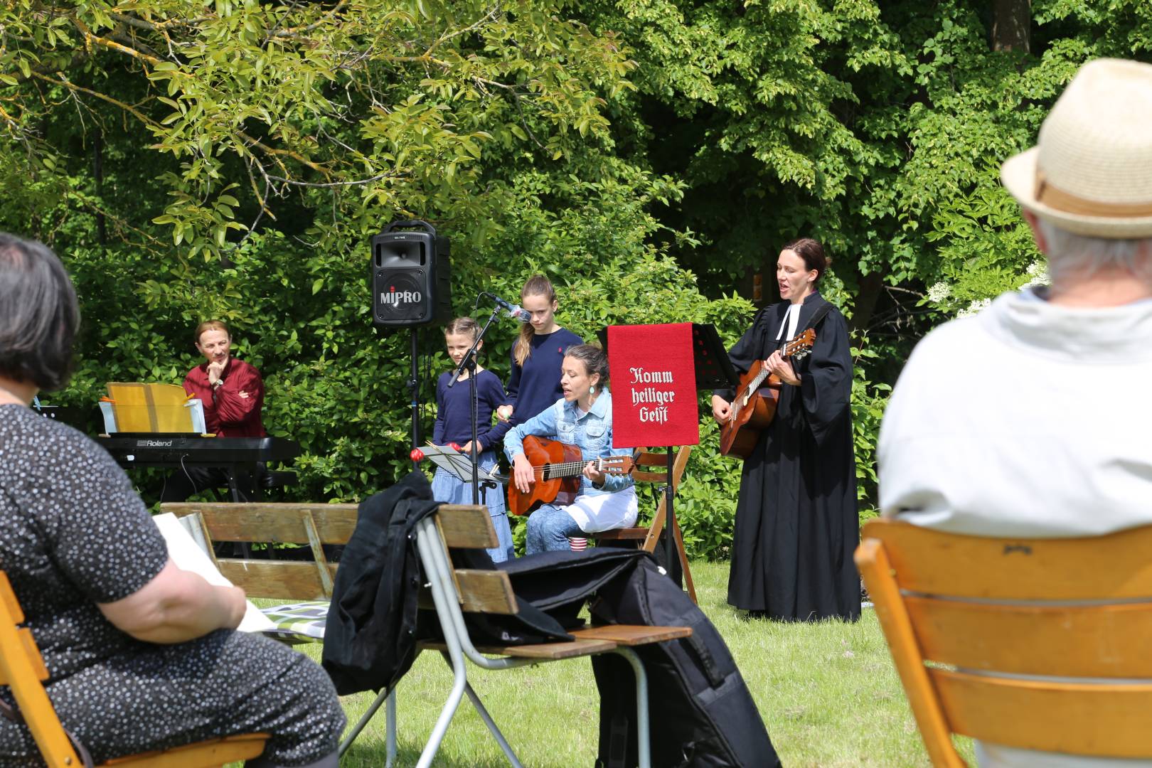 Pfingstgottesdienst im Kleingarten