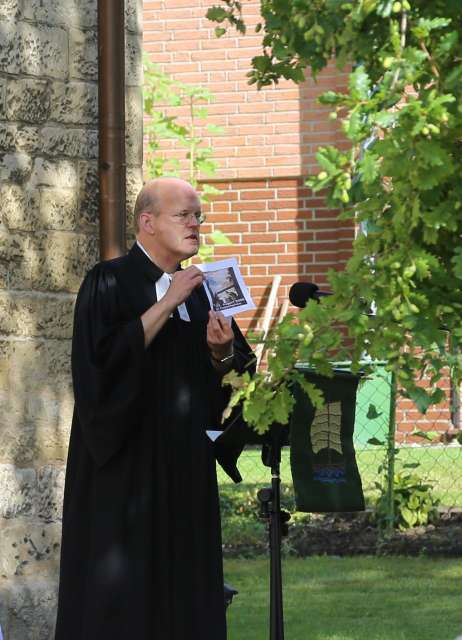 Freiluftgottesdienst an der St. Franziskuskirche