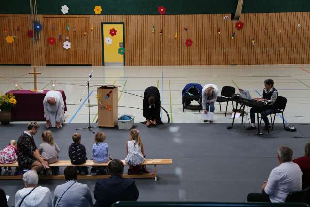 Einschulungsgottesdienst einmal doppelt und anders.