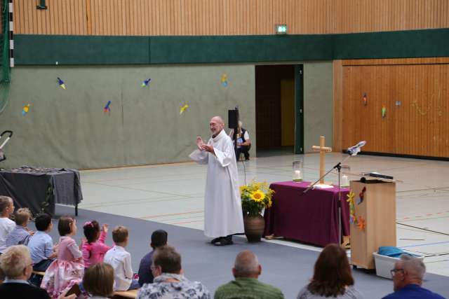 Einschulungsgottesdienst einmal doppelt und anders.