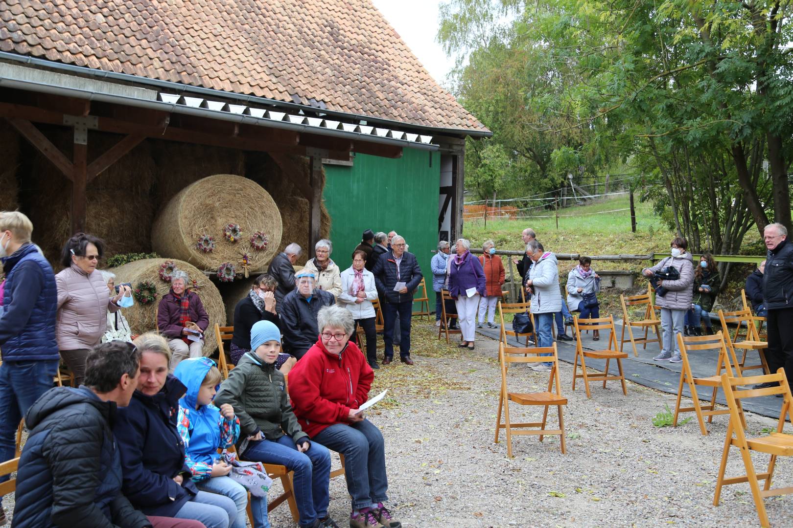 Ökumenisches Erntedankfest im Reitstall