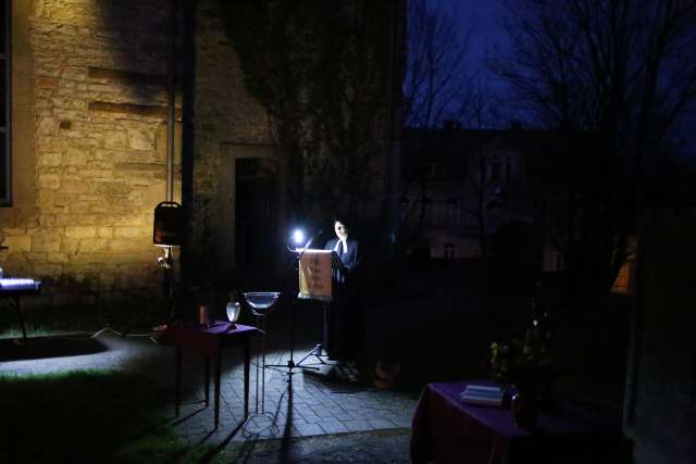 Osternacht in Duingen mit Gemeindegesang