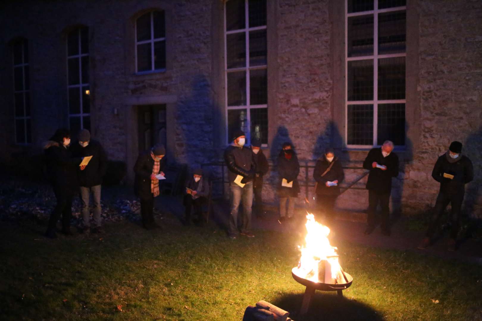 Osternacht in Duingen mit Gemeindegesang