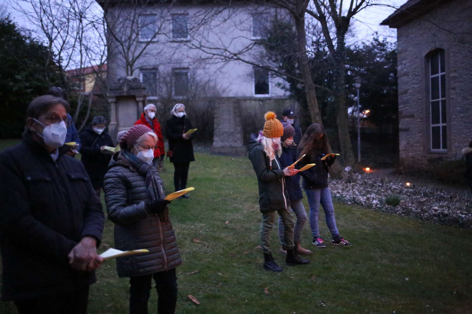 Osternacht in Duingen mit Gemeindegesang