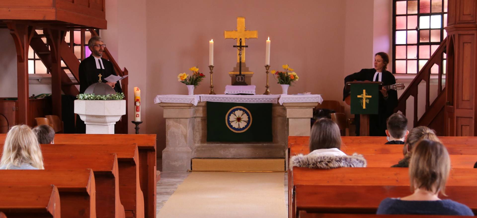 Gottesdienst für Konfirmanden in der St. Maternuskapelle