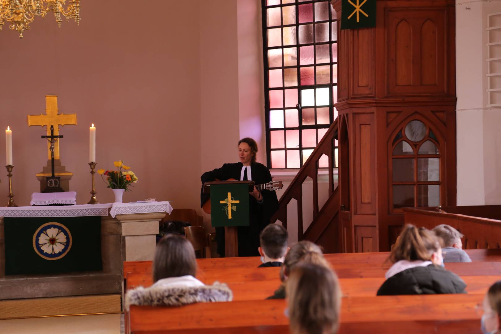 Gottesdienst für Konfirmanden in der St. Maternuskapelle