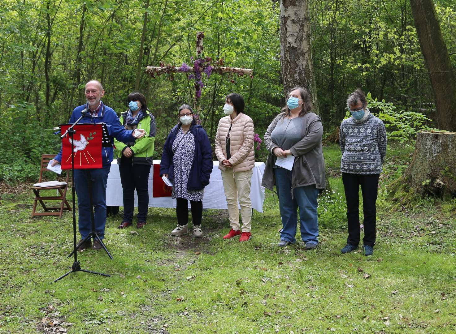 Sonniger Ökumenischer Freiluftgottesdienst am Pfingstmontag an der Köhlerhütte