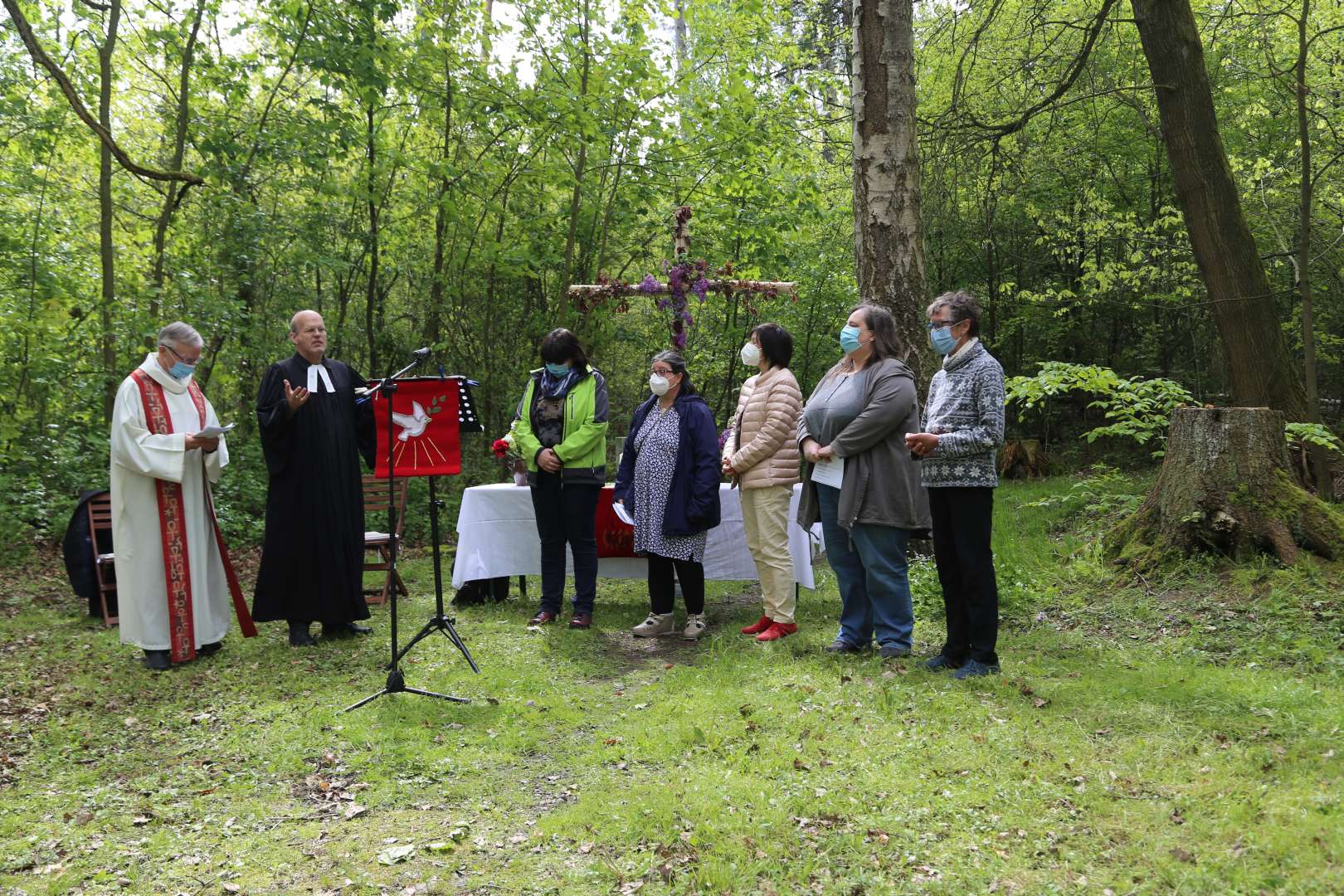 Sonniger Ökumenischer Freiluftgottesdienst am Pfingstmontag an der Köhlerhütte