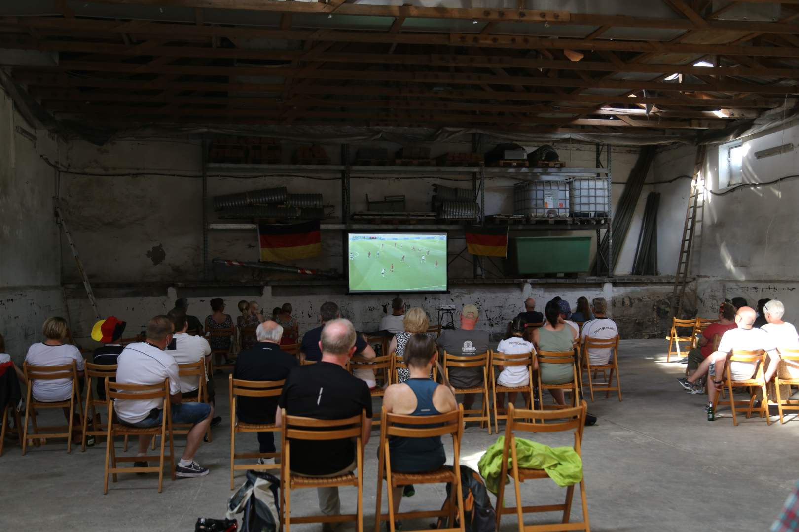 Public Screening Portugal - Deutschland in Weenzen